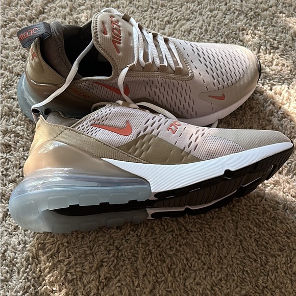 Shoes don’t fit. - Picture 1 of 6